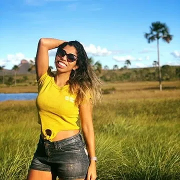Amanda_Freire