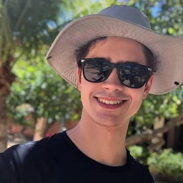 alex_lago